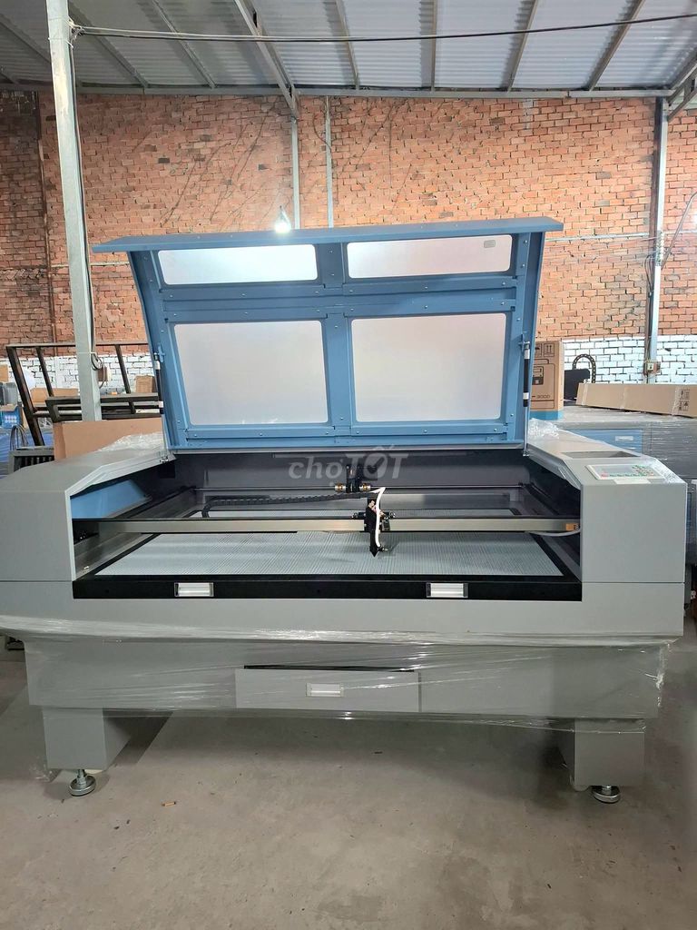 Máy cắt laser 1390 130W mới 100% bảo hành 1 năm. Mua bán Đồ chuyên dụng, Giống nuôi trồng tại Quận Bình Tân Tp Hồ Chí Minh được đăng bởi Máy cắt laser cnc hình 1