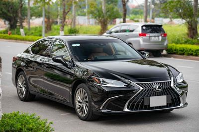 Lexus ES 2021 2.5L Luxury sx 12/2021  màu đen