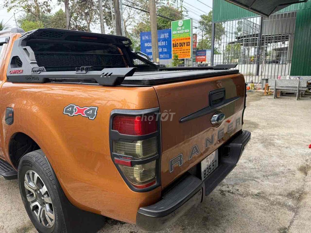 Ford Ranger Wildtrak 2018 2.0L 4x2 AT 176000 km. Mua bán Ô tô tại Thành phố Biên Hòa Đồng Nai được đăng bởi Dung hình 9