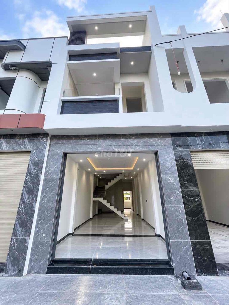 Bán nhà An Hoà ngay cổng chào Bến Gỗ nhà mới siêu đẹp sổ riêng tl chủ