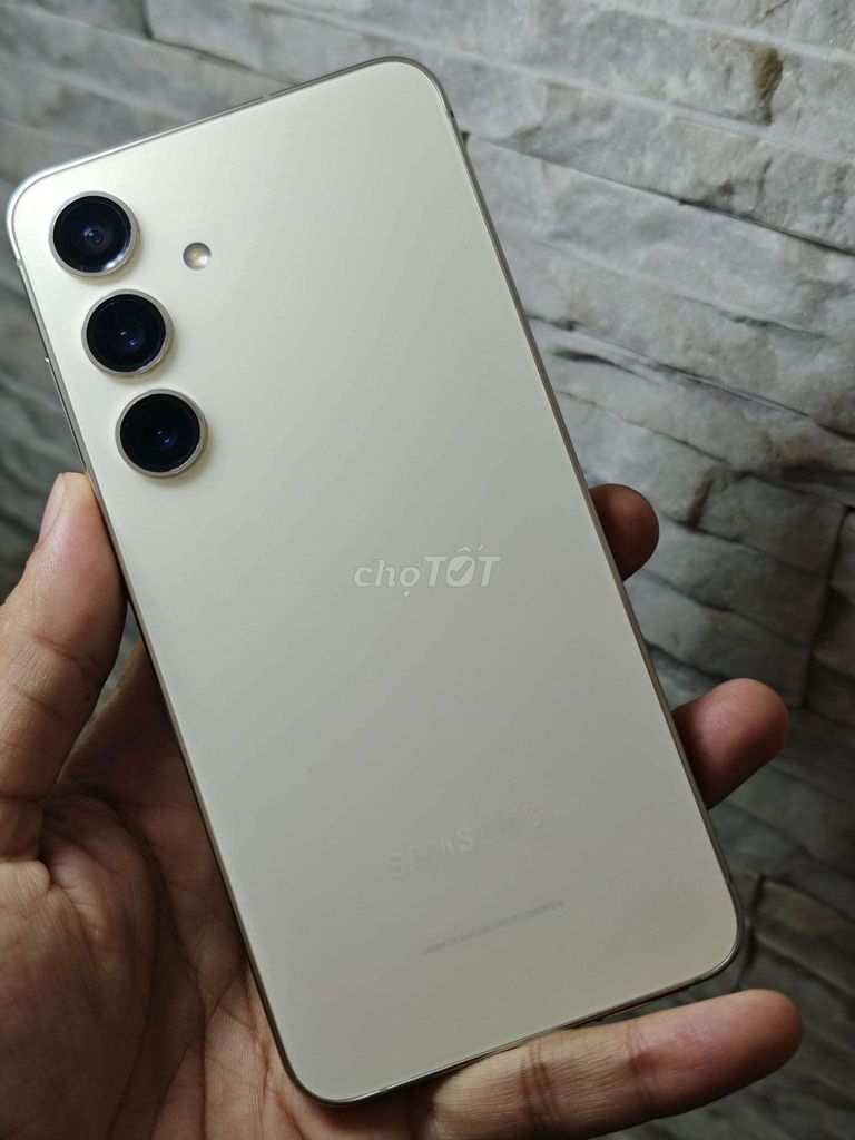 Samsung S24 5G 256GB Vàng nhạt Hàn Quốc Like New. Mua bán Điện thoại tại Quận Hải Châu Đà Nẵng được đăng bởi Nguyễn Hưng hình 1