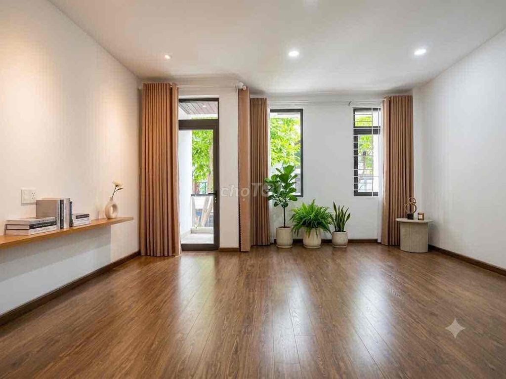 Cho thuê nhà mặt tiền đường Văn Tiến Dũng