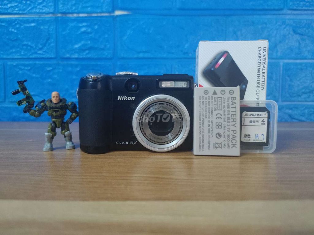 Máy ảnh Nikon Coolpix P5000. Mua bán Máy ảnh, Máy quay tại Quận Hai Bà Trưng Hà Nội được đăng bởi BunsDigi hình 1