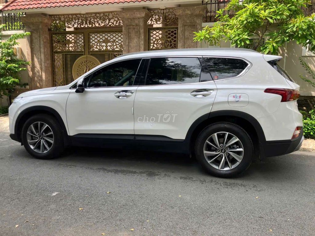 Gia đình cần bán xe Hyundai Santa Fe dầu SX 2019. Mua bán Ô tô tại Quận Gò Vấp Tp Hồ Chí Minh được đăng bởi Kinh Quốc  hình 3