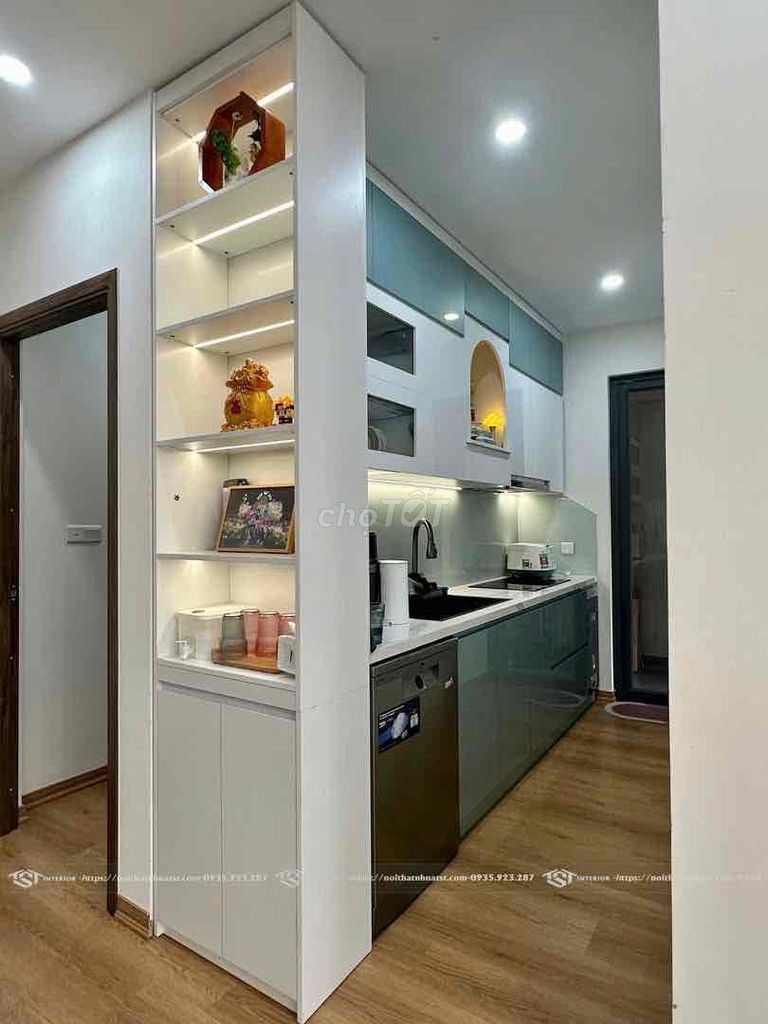 Tủ bếp Gỗ MDF, Acrylic Trắng, Xanh chống ẩm. Mua bán Tủ, kệ gia đình tại Quận Thanh Khê Đà Nẵng được đăng bởi Xưởng sx nội thất nhựa ĐL và gỗ cn TST số 1 tại ĐN hình 1