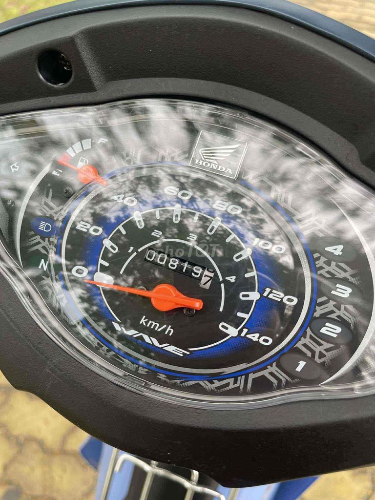 Wave mới chạy 800k màu đặc biệt. Mua bán Xe máy tại Thành phố Hội An Quảng Nam được đăng bởi MT hình 4