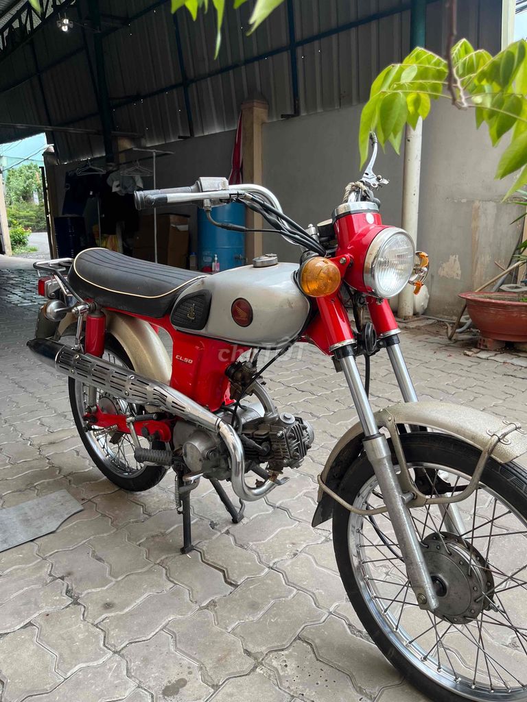 Honda CL50 Đỏ Bạc