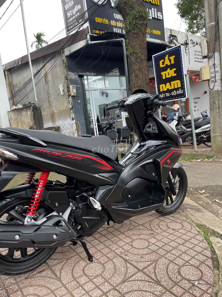 Honda AirBlade 2019 125FI Đen nhám. Mua bán Xe máy tại Thành phố Buôn Ma Thuột Đắk Lắk được đăng bởi xe máy Hồng Phát hình 7