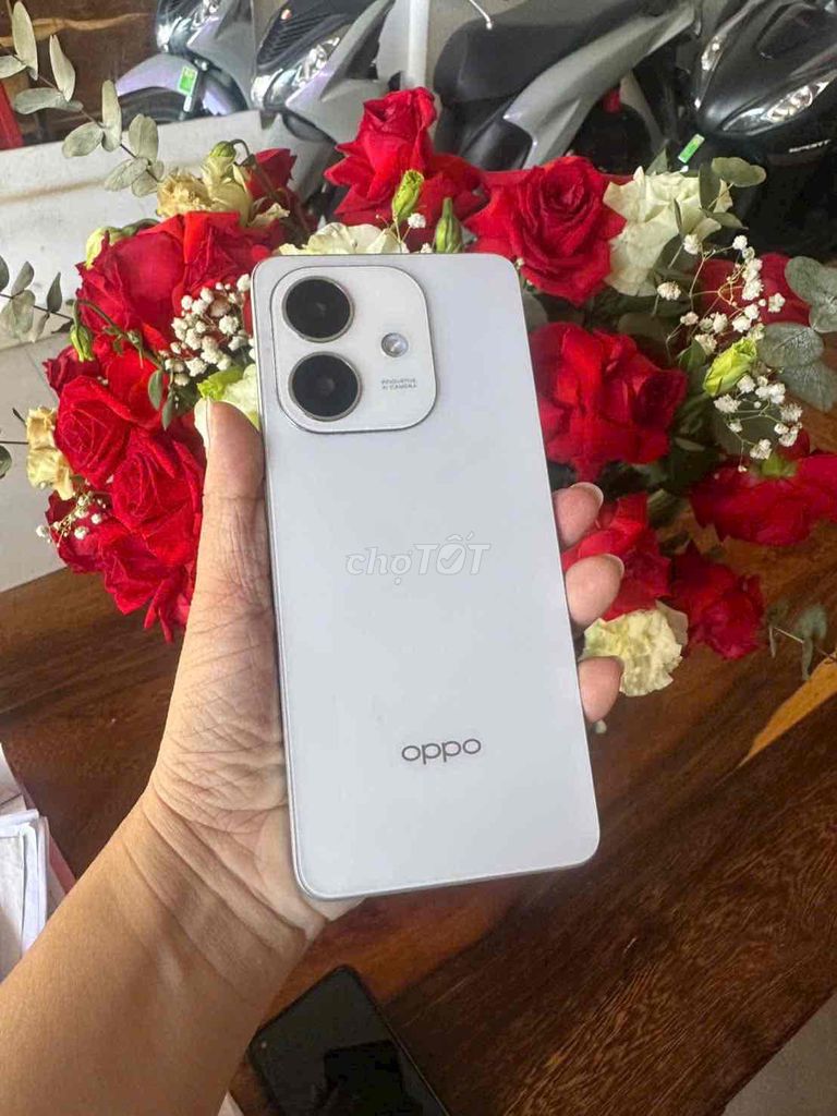 Oppo A3 ram8/128GB Trắng Pin5000 Like New. Mua bán Điện thoại tại Thành phố Buôn Ma Thuột Đắk Lắk được đăng bởi cầm đồ nguyễn phương hình 1