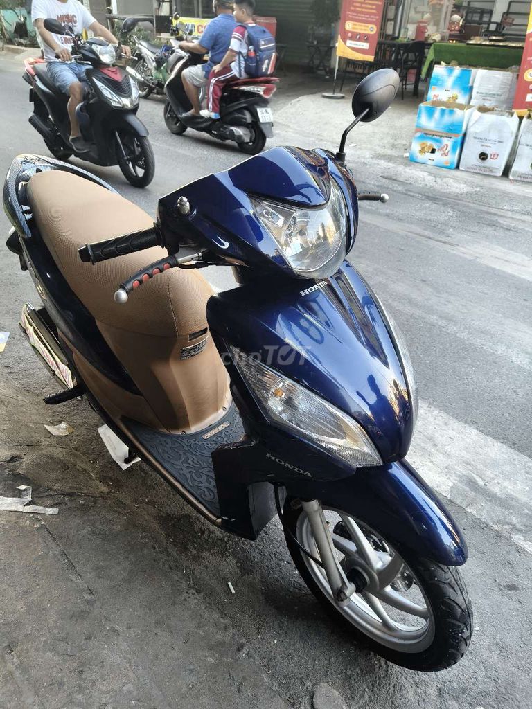 Xe vision 2013. Mua bán Xe máy tại Quận 11 Tp Hồ Chí Minh được đăng bởi Cửa Hàng Bảo Trâm hình 5