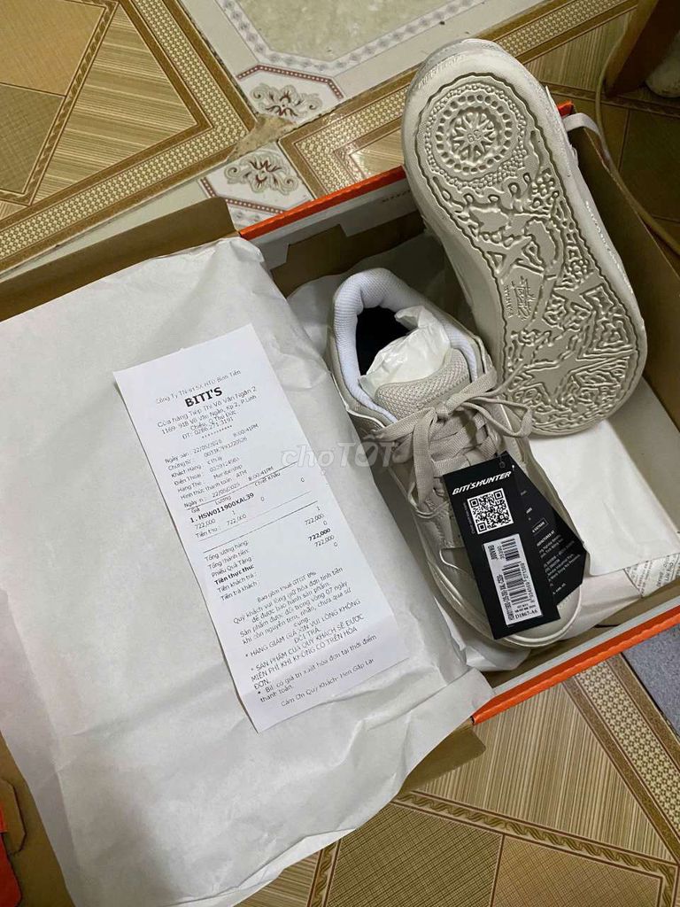 Giày thể thao Bitis Hunter Nữ Xám Size 39. Mua bán Giày dép tại Thành phố Thủ Đức Tp Hồ Chí Minh được đăng bởi Nhật Thùy hình 1