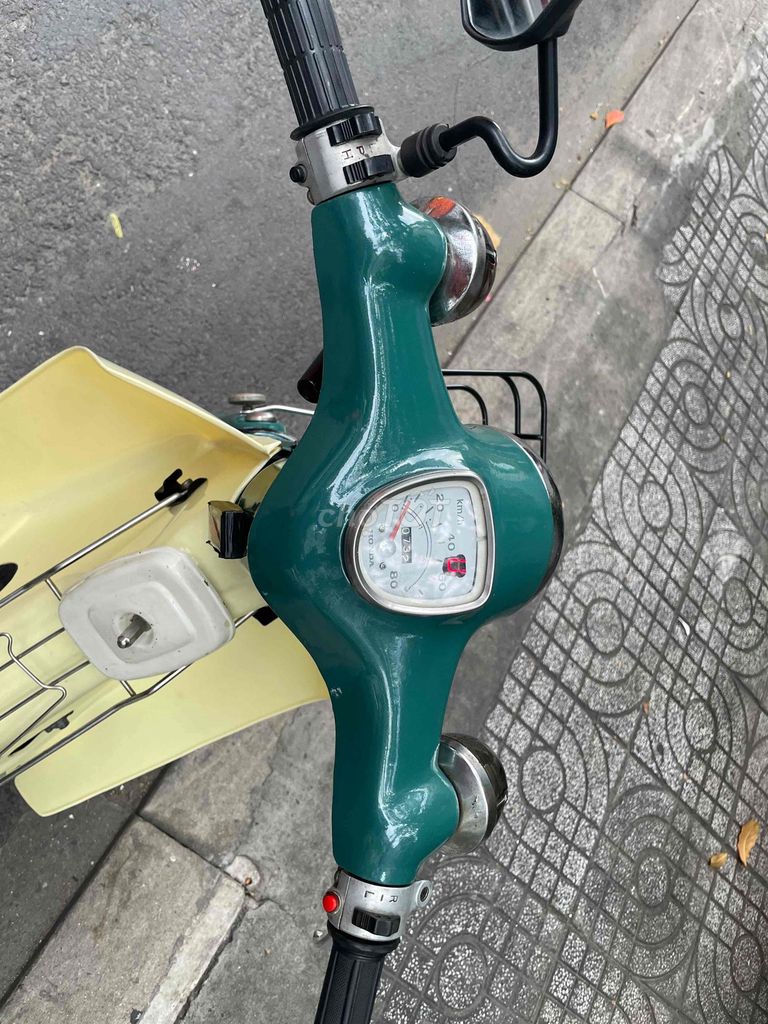 Honda Cub синяя, номер Донгнай