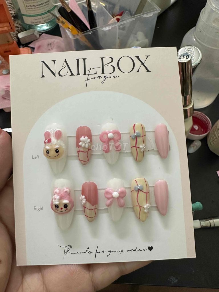 nailbox