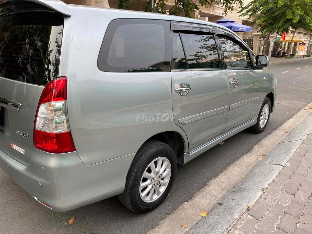 Bán toyota innova số tự động, rin nguyên