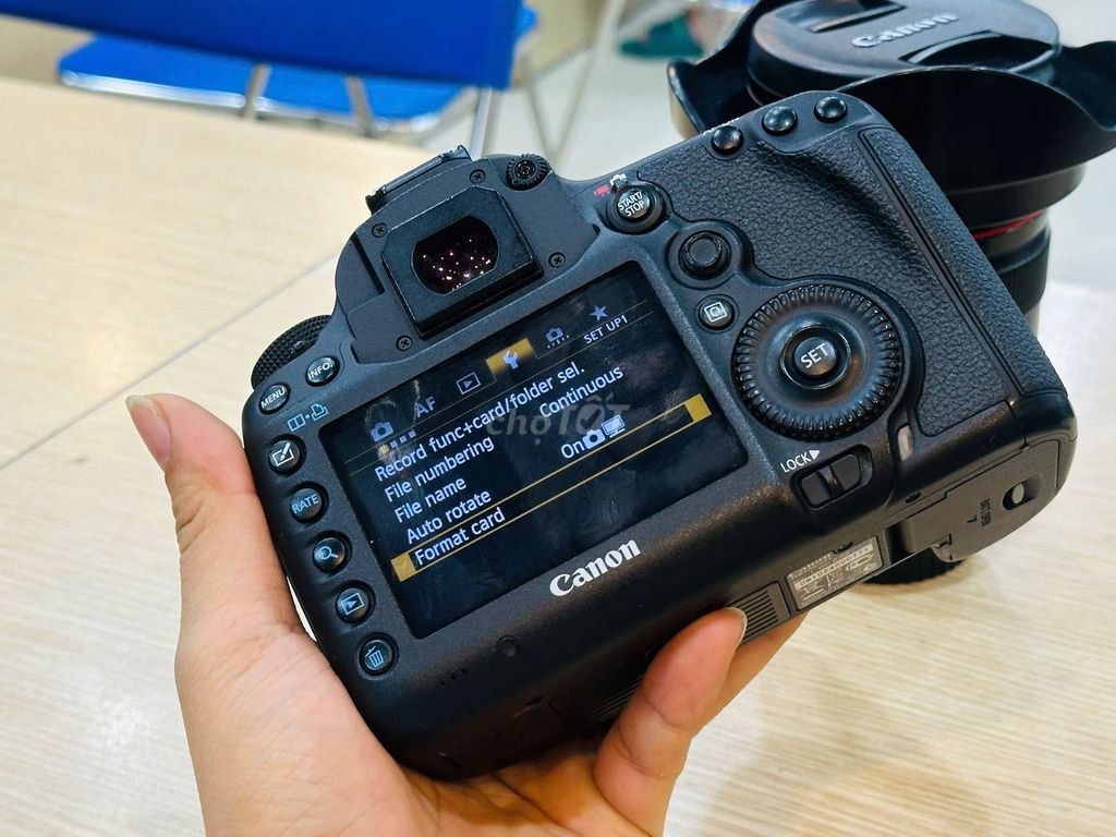Máy ảnh Canon EOS 5D Mark III. Mua bán Máy ảnh, Máy quay tại Quận Đống Đa Hà Nội được đăng bởi Thế Hoàng hình 1