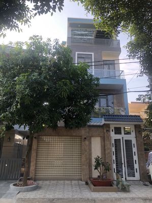 CHO NỮ THUÊ PHÒNG GẦN HUFLIT HÓC MÔN, KHU BIỆT THỰ, BẢO VỆ 24//7