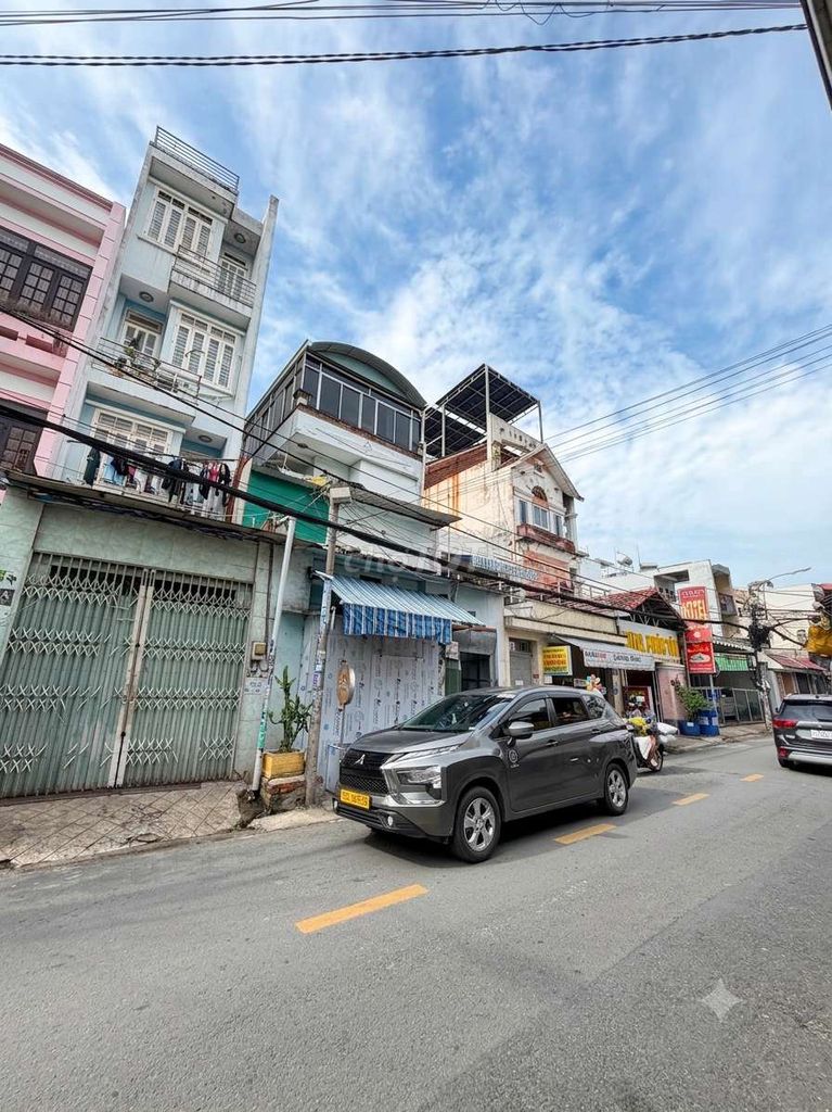NHÀ ĐẸP 3 TẦNG MẶT TIỀN TRUNG MỸ TÂY Q12 - GIÁ TỐT