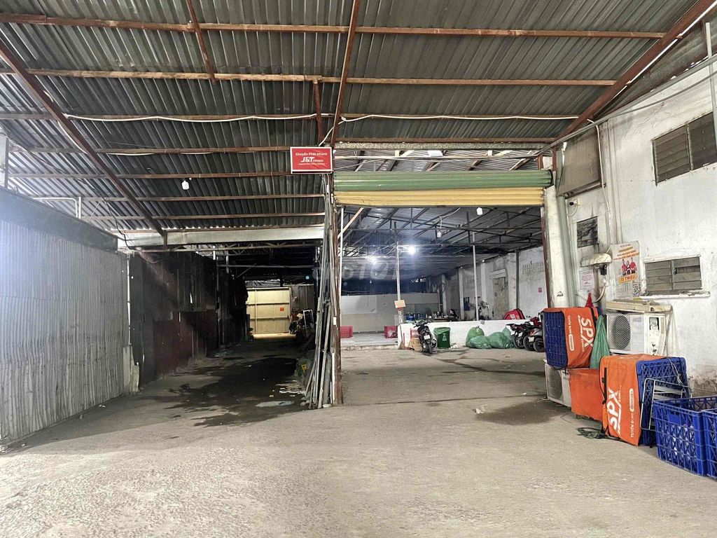 CHO THUÊ KHO, XƯƠNG  300M2, ĐƯỜNG BÙI VĂN BA , QUẬN 7 , GIÁ 22,5 triệu