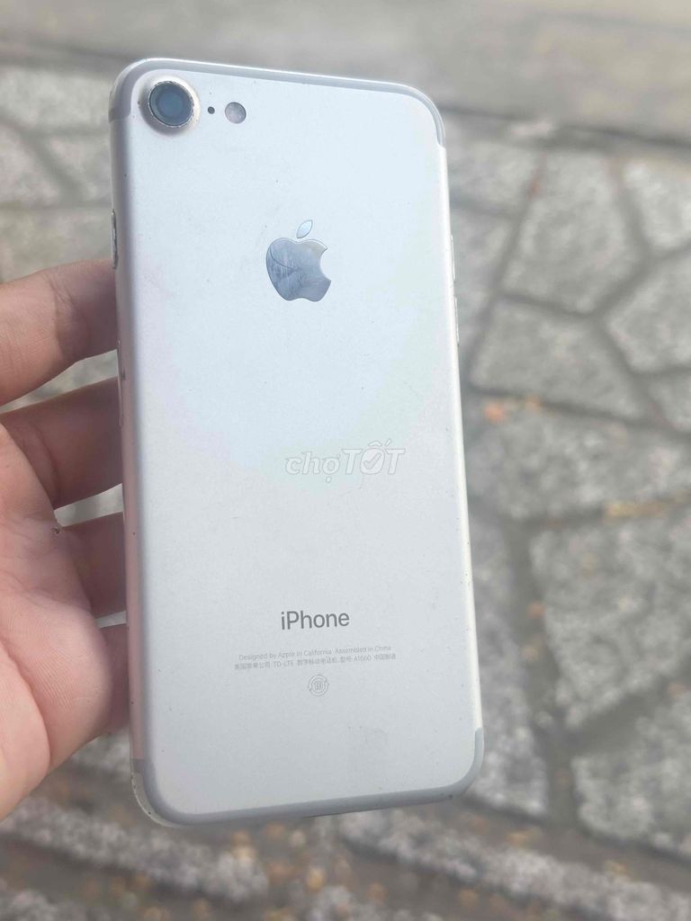 Apple iPhone 7 128GB Bạc Đã dùng. Mua bán Điện thoại tại Huyện Phong Điền Cần Thơ được đăng bởi Bảo An hình 1