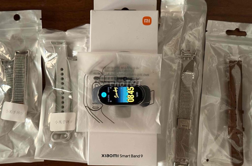 Miband 9 màu trắng (còn full box, sạc). Mua bán Thiết bị đeo thông minh tại Quận 12 Tp Hồ Chí Minh được đăng bởi Sài Gòn hình 1