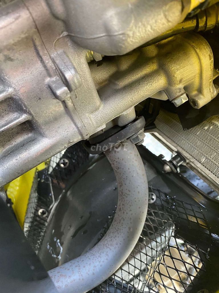 R15 xe đẹp zin đi rất ít bstp 9 chủ. Mua bán Xe máy tại Quận Tân Phú Tp Hồ Chí Minh được đăng bởi phong hình 3