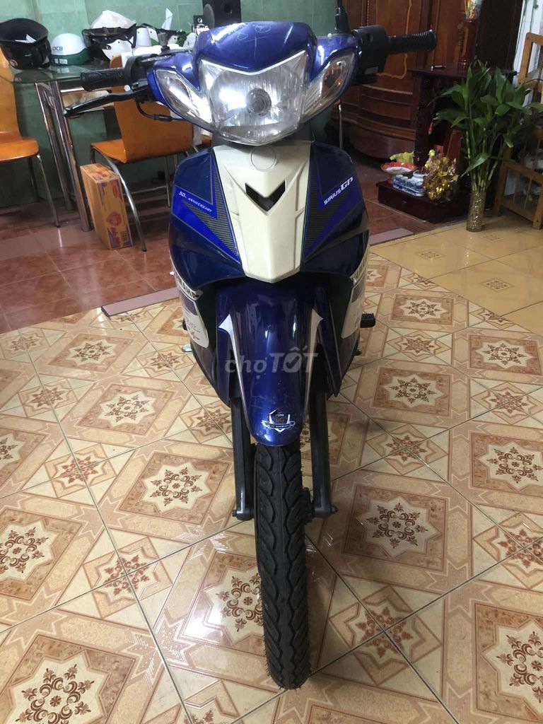 Cần bán xe 50. Mua bán Xe máy tại Quận 10 Tp Hồ Chí Minh được đăng bởi trinh thi hong yen hình 4