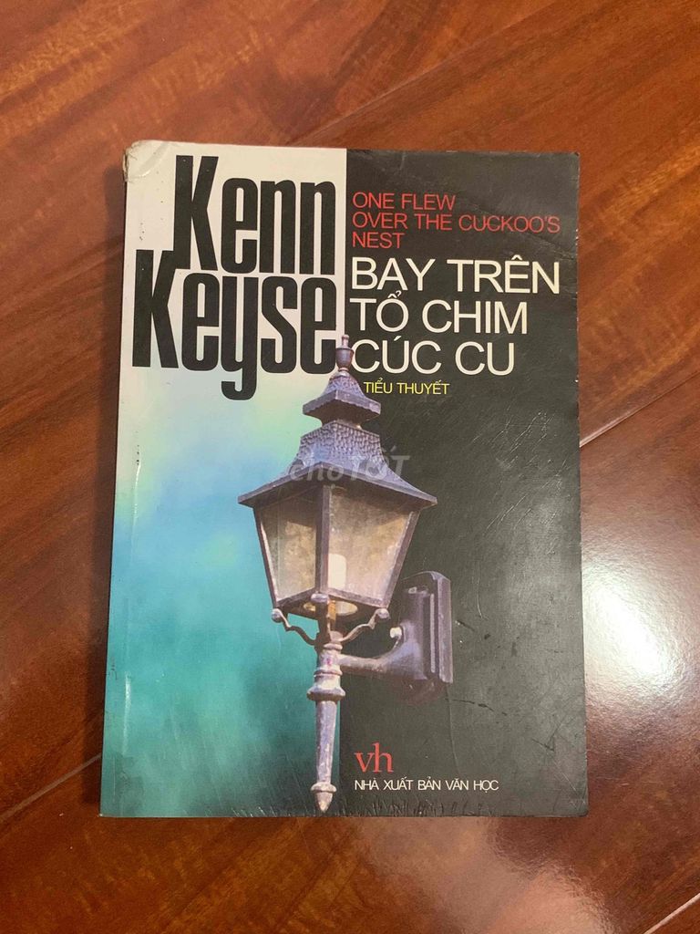 Sách Bay trên tổ chim cúc cu. Mua bán Sách tại Quận Đống Đa Hà Nội được đăng bởi Trang Doan hình 1