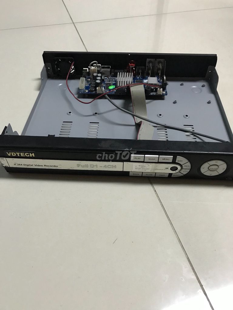 0909996167 - Đầu ghi camera VDTECH 4 cổng