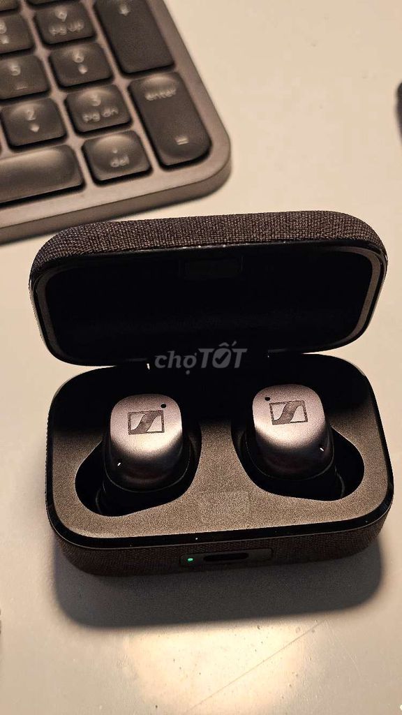 Tai nghe Sennheiser Momentum 4 Đen Likenew. Mua bán Tivi, Âm thanh tại Quận Thanh Khê Đà Nẵng được đăng bởi Thành Nguyễn hình 1