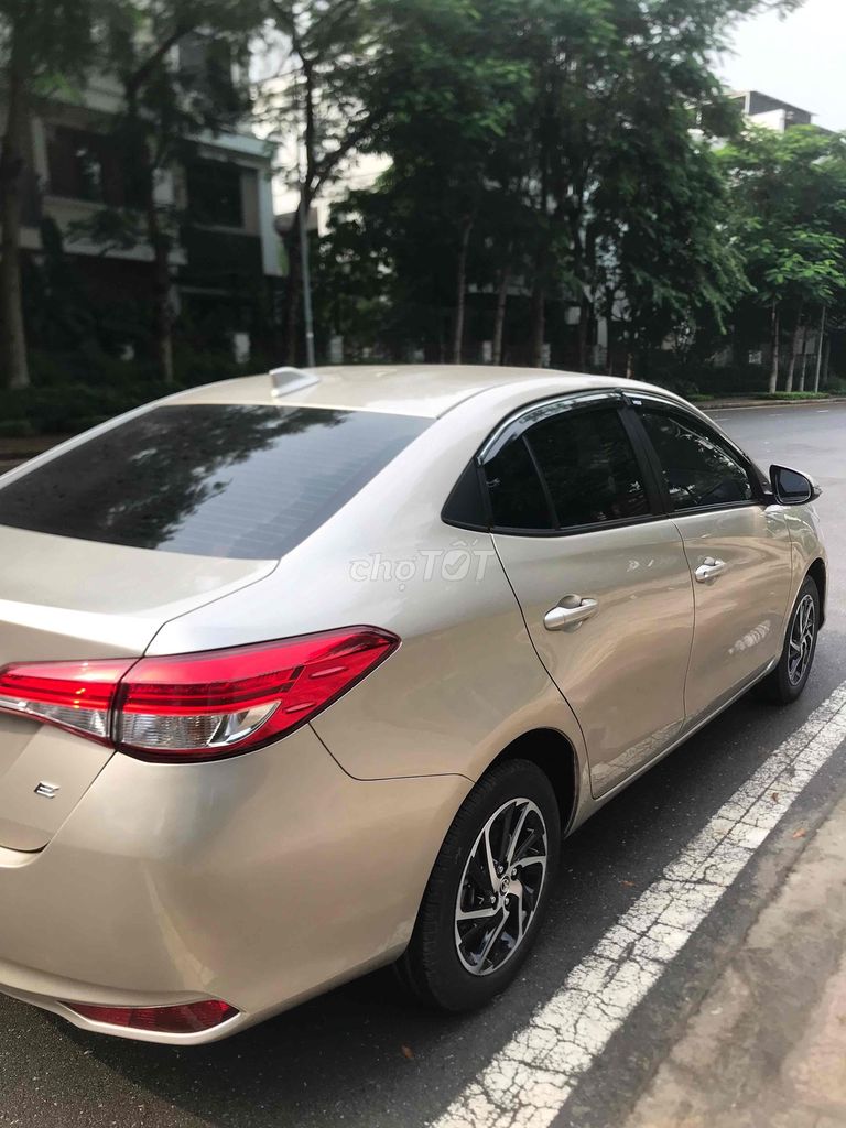 Toyota Vios E конец 2022 года, от собственника, в идеале