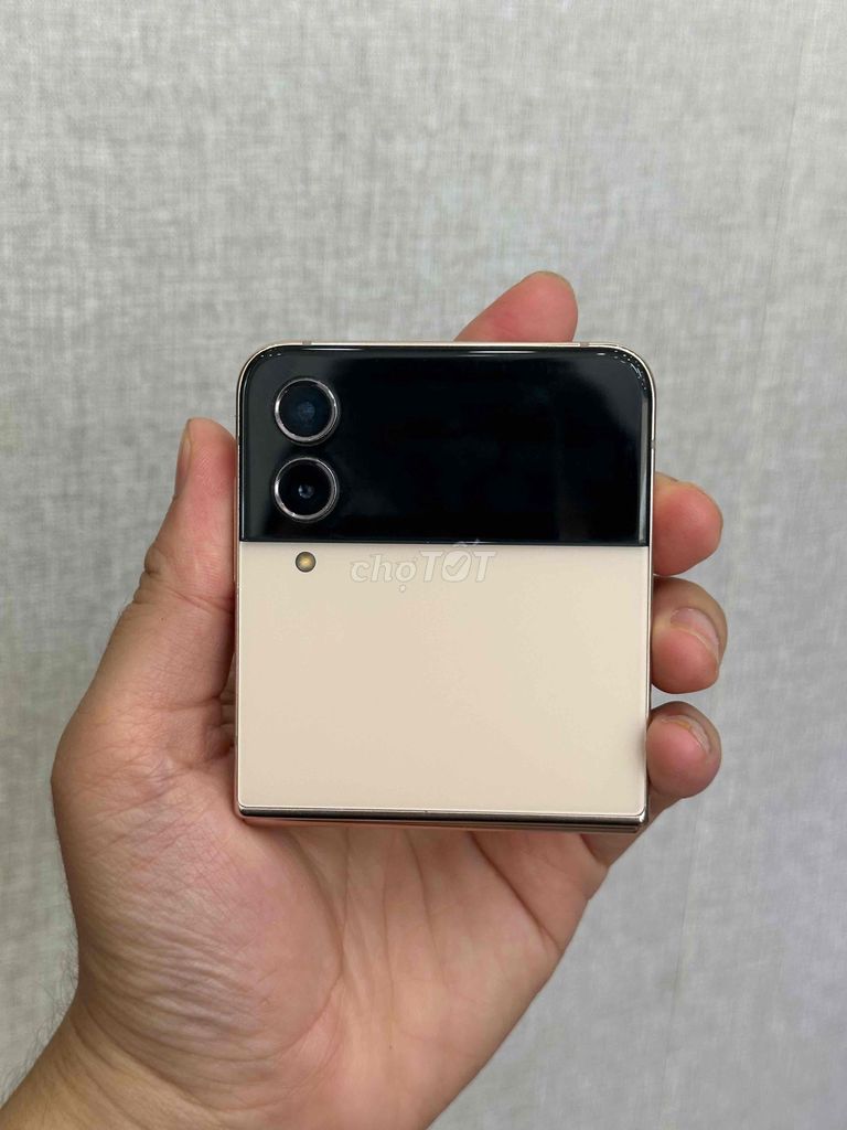 Samsung Z Flip 4 8/256GB Bản Hàn 2sim đẹp 99. Mua bán Điện thoại tại Quận Ninh Kiều Cần Thơ được đăng bởi Quý Mobile Cần thơ hình 1
