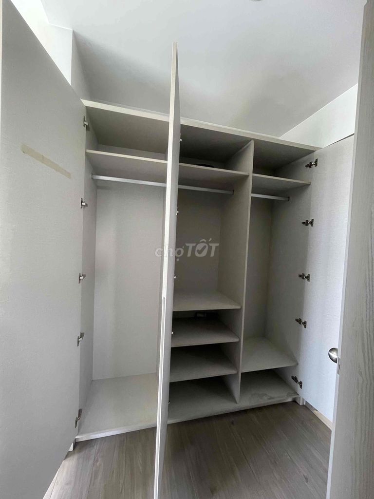 Tủ quần áo Gỗ công nghiệp Xám Hiện đại. Mua bán Tủ, kệ gia đình tại Quận 8 Tp Hồ Chí Minh được đăng bởi Minh Hiếu hình 1