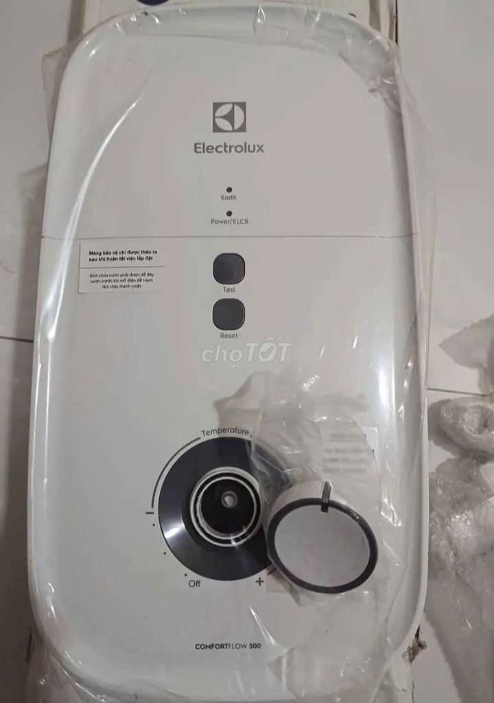 Máy nước nóng trực tiếp Electrolux có bơm trợ lực