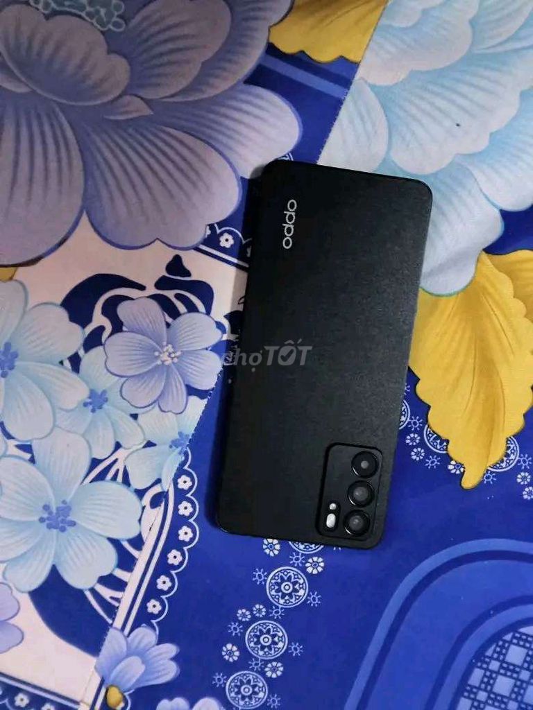 Oppo Reno 6 5G 8GB/128GB Đen. Mua bán Điện thoại tại Quận Tân Phú Tp Hồ Chí Minh được đăng bởi trung nghĩa hình 1