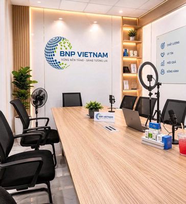 Nhân viên vận hành sàn TMĐT