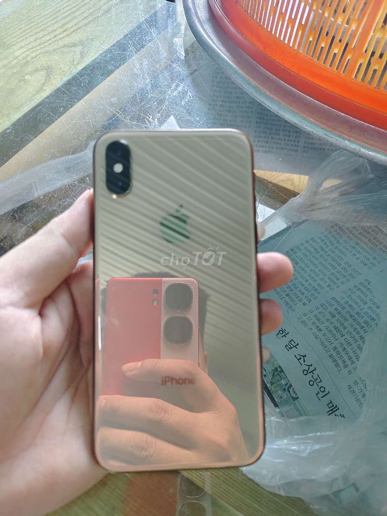 Apple iPhone XS 64GB Vàng. Mua bán Điện thoại tại Huyện Bàu Bàng Bình Dương được đăng bởi Hung Manh hình 1