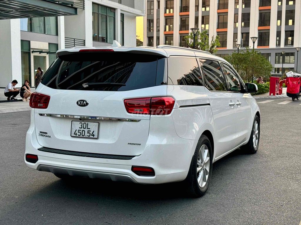 Kia Sedona 2020 GAT Premium  - 71236 km