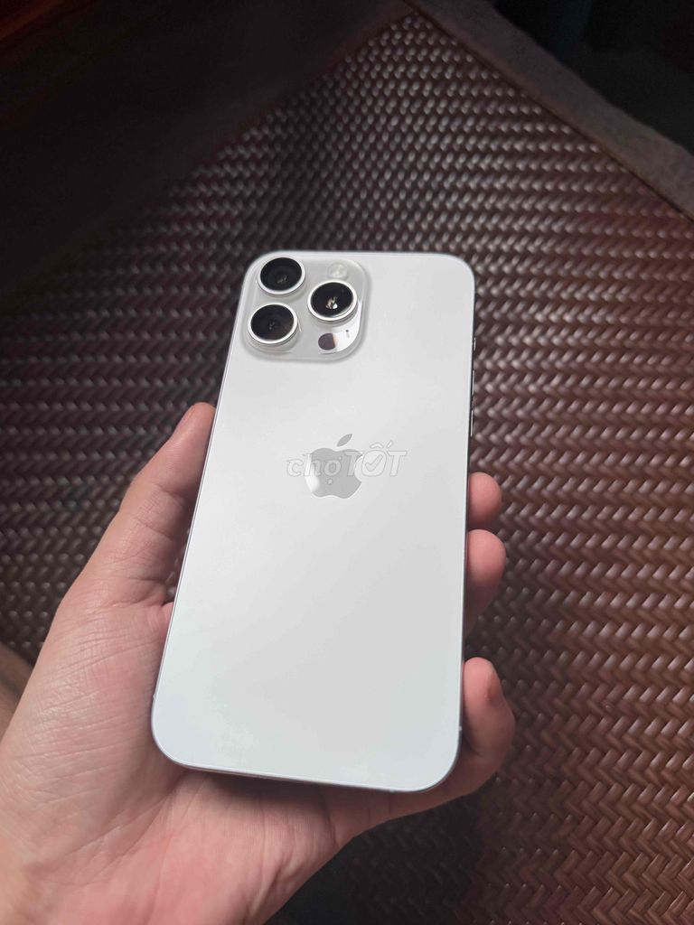 Apple iPhone 16 Pro Max 256GB Trắng. Mua bán Điện thoại tại Quận Hà Đông Hà Nội được đăng bởi Nguyễn văn nam hình 1
