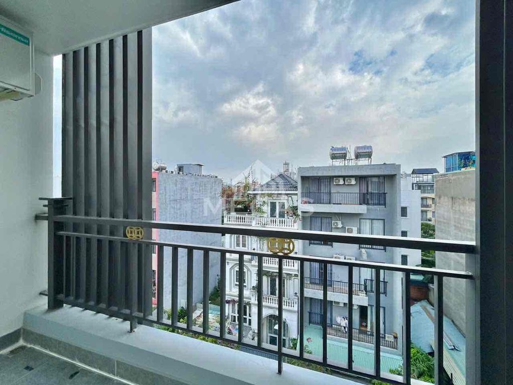 CHO THUÊ PHÒNG TRỌ BAN CÔNG NGAY CÁT LÁI QUẬN 2