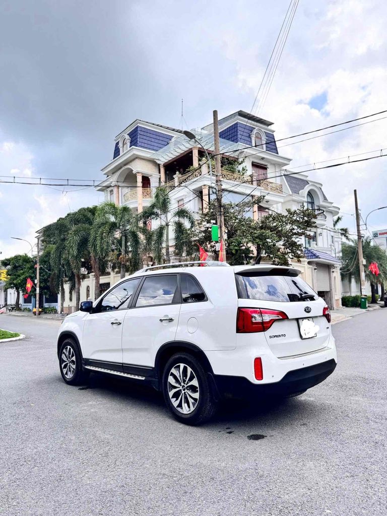 Kia Sorento 2017 GAT - 100000 km. Mua bán Ô tô tại Quận Gò Vấp Tp Hồ Chí Minh được đăng bởi Nguyễn Văn Lương hình 3