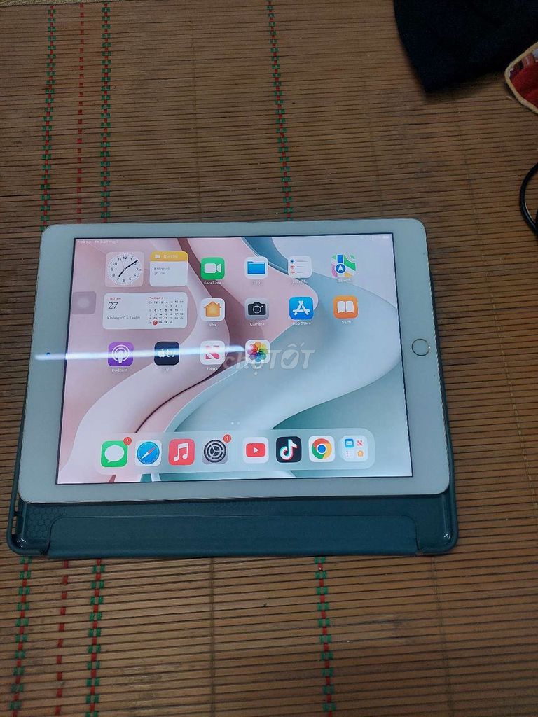 Apple iPad Pro 9.7 Bạc. Mua bán Máy tính bảng tại Huyện Thanh Oai Hà Nội được đăng bởi Manh hình 1