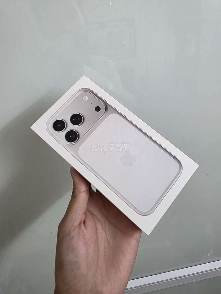 Apple iPhone 17 Pro 256GB Bạc Vn , Newseal mới. Mua bán Điện thoại tại Quận Hoàn Kiếm Hà Nội được đăng bởi toan nguyen hình 1