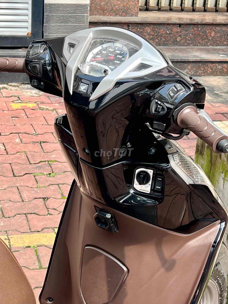 [GÓP ĐC GIỮ CAVET] LEAD 2016-smartkey xịn-9 chủ. Mua bán Xe máy tại Quận 12 Tp Hồ Chí Minh được đăng bởi Bùi văn hiếu hình 9