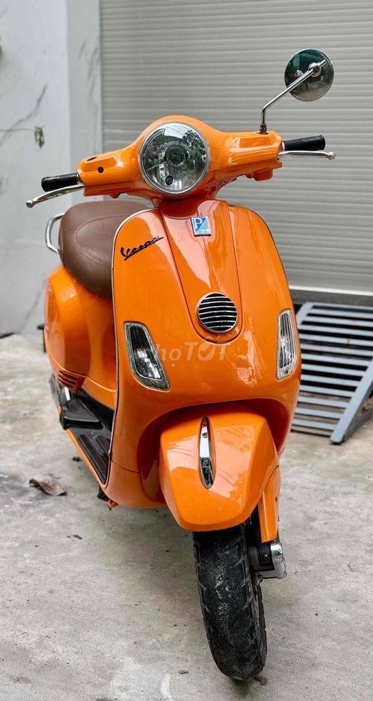 Vespa Lx125ie phun xăng chính chủ cần bán. Mua bán Xe máy tại Quận Gò Vấp Tp Hồ Chí Minh được đăng bởi Khanh hình 4