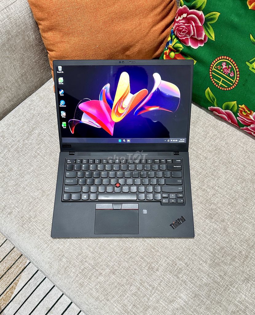 Thinkpad X1 Carbon Gen 8 i7-10510U/16GB/512GB. Mua bán Laptop tại Quận Hồng Bàng Hải Phòng được đăng bởi Trần Mạnh Cường hình 1