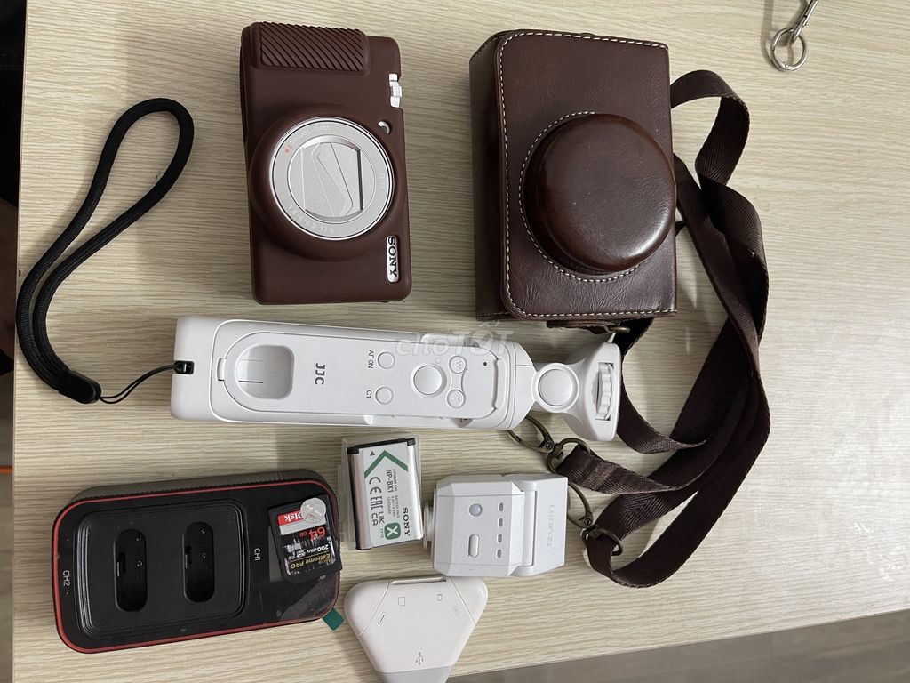 Máy ảnh Sony ZV-1M2 Nâu. Mua bán Máy ảnh, Máy quay tại Thành phố Dĩ An Bình Dương được đăng bởi Le Thang hình 1