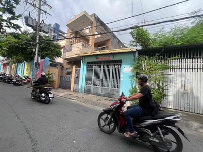 Rent · 3 bd · 120 м² · Quận Tân Phú, ул. Đường Thoại Ngọc Hầu