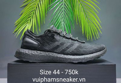 Giày Adidas boost đen size 44 2hand chính hãng