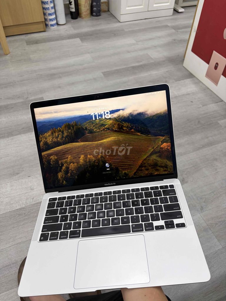 Apple Macbook Air M1 13 inch 8GB/256GB. Mua bán Laptop tại Quận 10 Tp Hồ Chí Minh được đăng bởi Hiệp hình 1