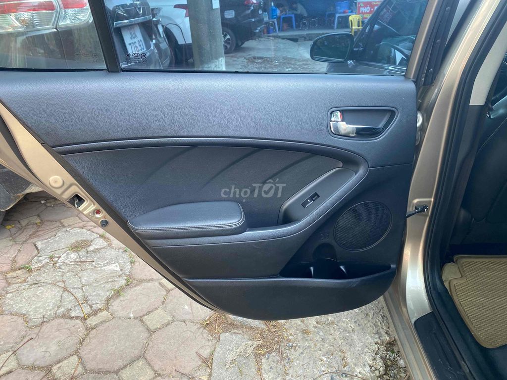 Kia K3 2015. 1.6 AT. Mua bán Ô tô tại Huyện Thanh Trì Hà Nội được đăng bởi Trần Thanh Tuyền hình 8